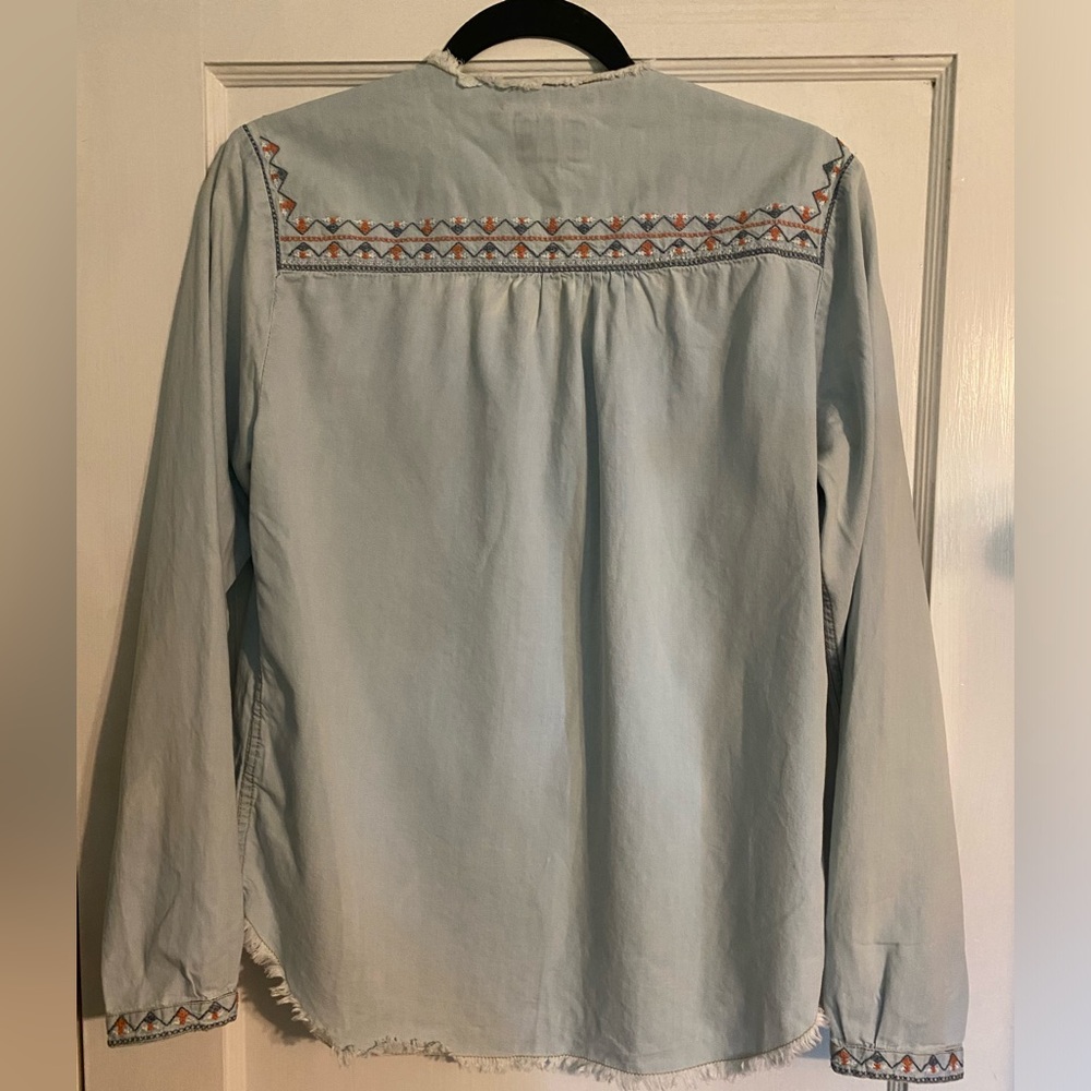 Vintage 90's Pepe Jeans London Women's
Embroidered Denim Shirt Size Large - Picture 4 of 12